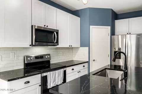 Kitchen - 332 S Travis --, Mesa, AZ 85208 photo 3 of 3
