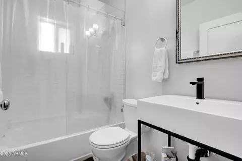 1229 E Moreland St, Phoenix, AZ 85006 photo 11