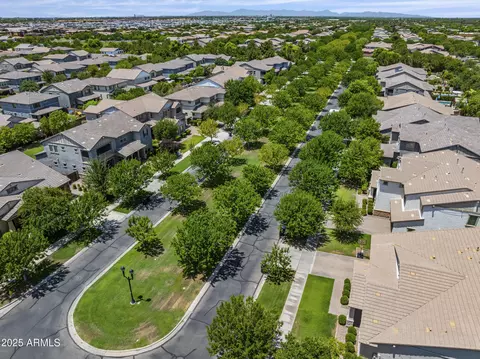 View/Area - 4292 E Morrison Ranch Pkwy, Gilbert, AZ 85296 photo 3 of 5