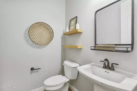 Bath - 4292 E Morrison Ranch Pkwy, Gilbert, AZ 85296 photo 1 of 7