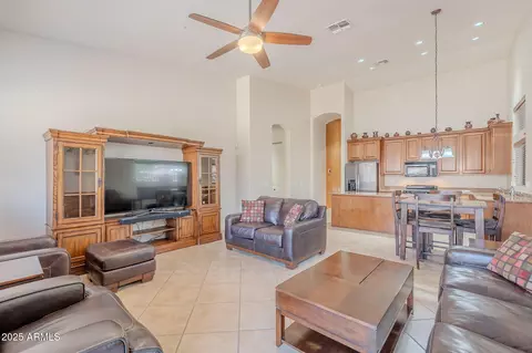 7232 E Nance St, Mesa, AZ 85207 photo 4