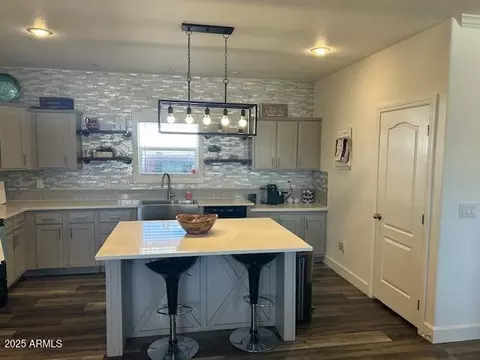 17205 N 66th Ave, Glendale, AZ 85308