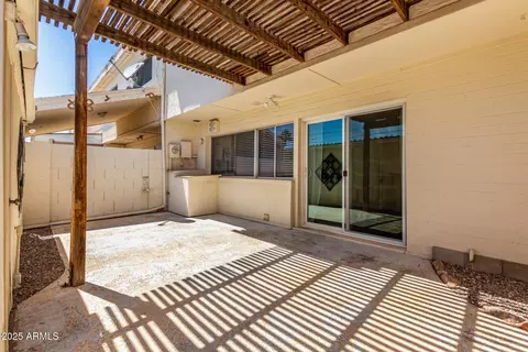 Exterior - 4628 N 19th Ave, Phoenix, AZ 85015 photo 1 of 5