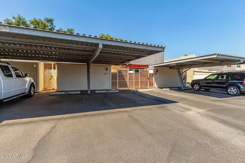 Exterior - 4628 N 19th Ave, Phoenix, AZ 85015 photo 3 of 5