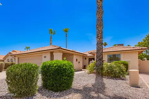 26217 S Sherbrook Dr, Sun Lakes, AZ 85248