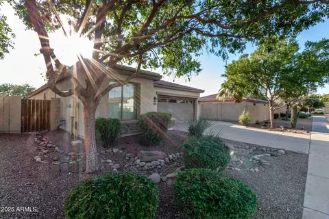 Exterior - 7172 S Sinova Ct, Gilbert, AZ 85298 photo 3 of 9