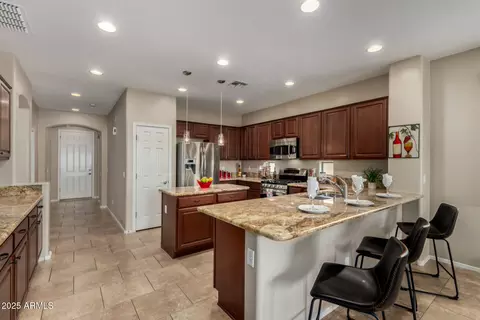 Kitchen - 7172 S Sinova Ct, Gilbert, AZ 85298 photo 1 of 3