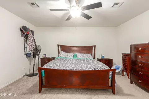 Bedroom - 1221 E Alta Vista Rd, Phoenix, AZ 85042 photo 2 of 5