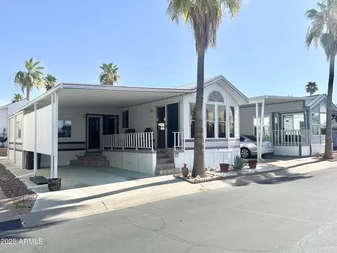 202 S Nightdigger Dr, Apache Junction, AZ 85119 photo 2