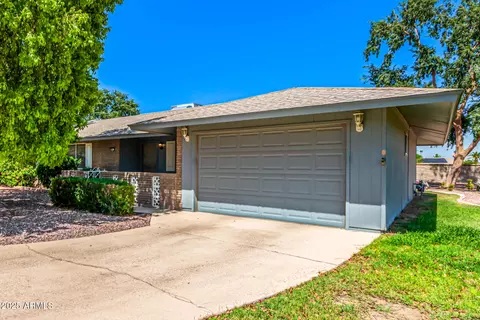 9903 W Spruce Dr, Sun City, AZ 85351