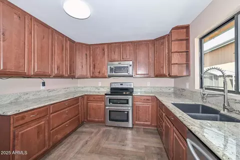 2732 E Villa Rita Dr, Phoenix, AZ 85032 photo 18