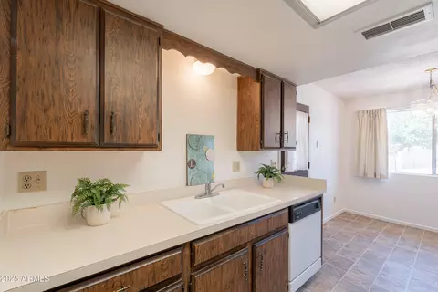 Kitchen - 1312 Emerald Ave, Mesa, AZ 85204 photo 3 of 3