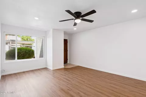 1927 E Hampton Ave #122, Mesa, AZ 85204