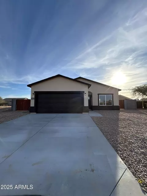 15494 S Kline Pl, Arizona City, AZ 85123