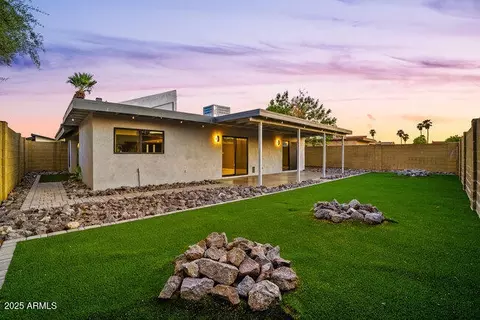 Exterior - 5446 E Cambridge Ave, Phoenix, AZ 85008 photo 5 of 10