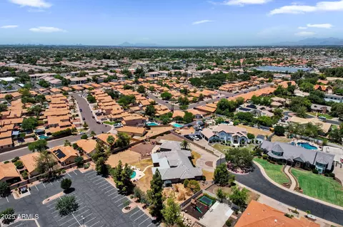 View/Area - 4617 E Grove Cir, Mesa, AZ 85206 photo 8 of 10