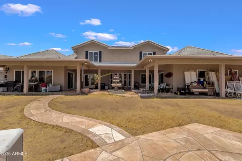 Exterior - 4617 E Grove Cir, Mesa, AZ 85206 photo 10 of 15