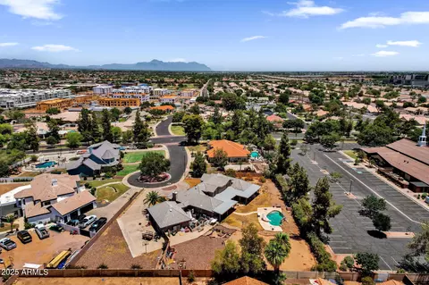 View/Area - 4617 E Grove Cir, Mesa, AZ 85206 photo 5 of 10