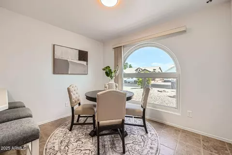 Dining - 4343 E Ford Ave, Gilbert, AZ 85234 photo 3 of 4