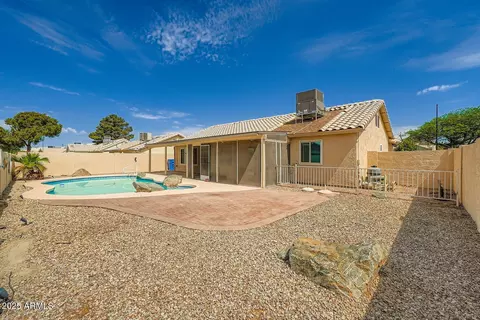 Exterior - 4343 E Ford Ave, Gilbert, AZ 85234 photo 5 of 6