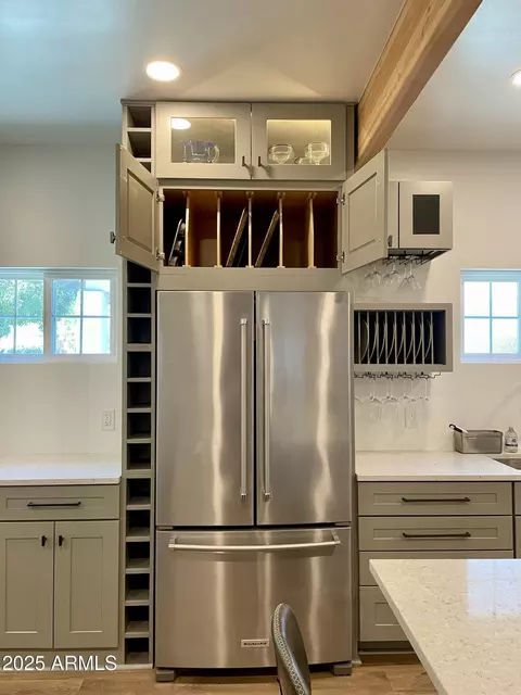 Kitchen - 1327 E Fillmore St, Phoenix, AZ 85006 photo 4 of 4