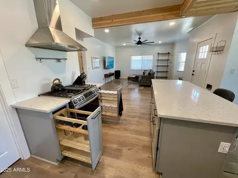 Kitchen - 1327 E Fillmore St, Phoenix, AZ 85006 photo 2 of 4