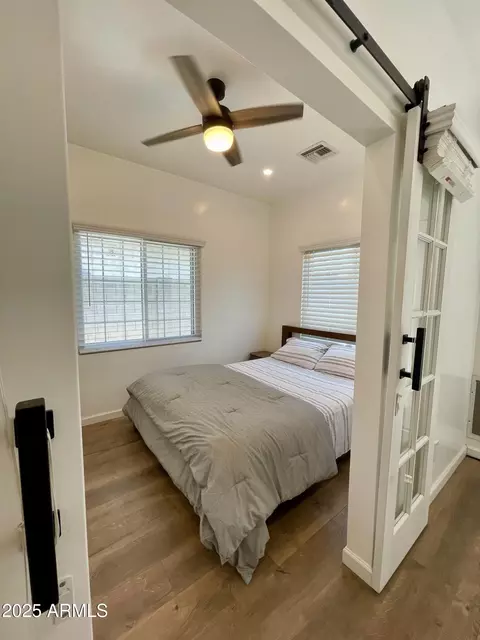 Bedroom - 1327 E Fillmore St, Phoenix, AZ 85006 photo 4 of 4