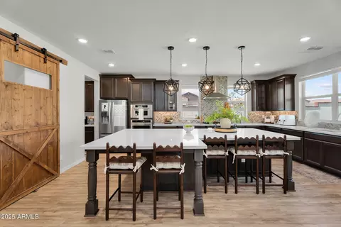 Kitchen - 9418 E Theia Dr, Mesa, AZ 85212 photo 1 of 8