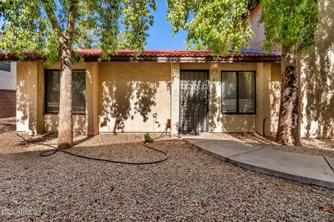 2438 E Tracy Ln #4, Phoenix, AZ 85032