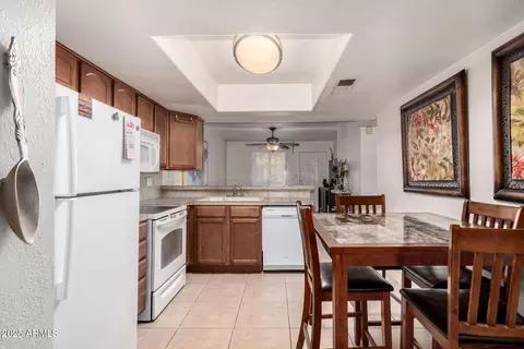 2438 E Tracy Ln #4, Phoenix, AZ 85032 photo 12