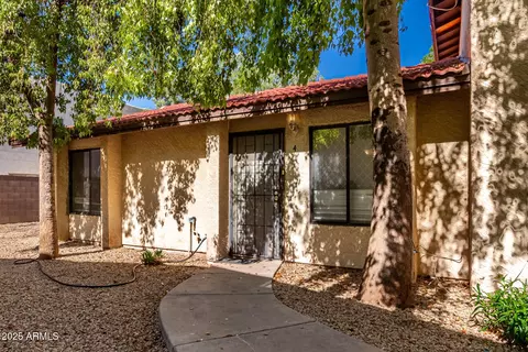 2438 E Tracy Ln #4, Phoenix, AZ 85032 photo 6