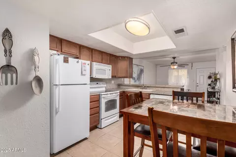 2438 E Tracy Ln #4, Phoenix, AZ 85032 photo 13