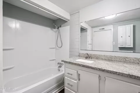 Bath - 1406 S Cedar Dr, Apache Junction, AZ 85120 photo 1 of 2