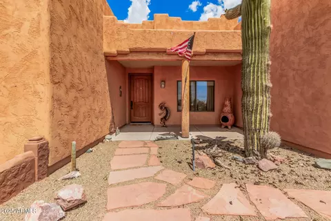 Exterior - 1025 N Boyd Rd, Apache Junction, AZ 85119 photo 6 of 13