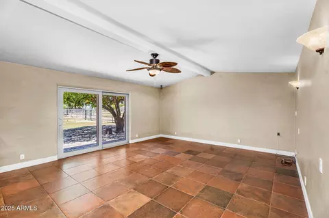 Living - 414 E Morgan Dr, Gilbert, AZ 85295 photo 4 of 5