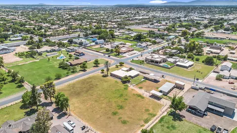 View/Area - 414 E Morgan Dr, Gilbert, AZ 85295 photo 8 of 8