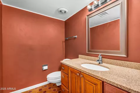 Bath - 414 E Morgan Dr, Gilbert, AZ 85295 photo 6 of 6