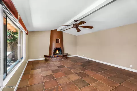 Living - 414 E Morgan Dr, Gilbert, AZ 85295 photo 2 of 5