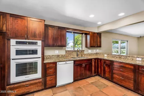 Kitchen - 414 E Morgan Dr, Gilbert, AZ 85295 photo 1 of 3