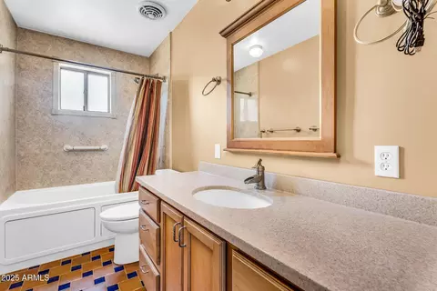 Bath - 414 E Morgan Dr, Gilbert, AZ 85295 photo 1 of 6