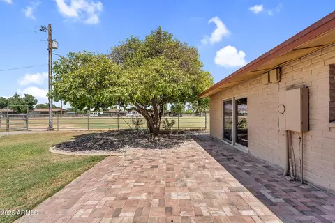 Exterior - 414 E Morgan Dr, Gilbert, AZ 85295 photo 6 of 8