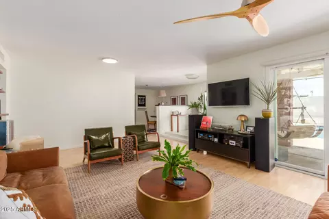 2052 E Aspen Dr, Tempe, AZ 85282 photo 8