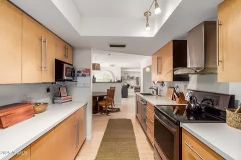 2052 E Aspen Dr, Tempe, AZ 85282 photo 13