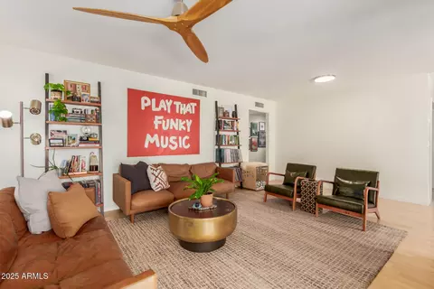 2052 E Aspen Dr, Tempe, AZ 85282 photo 9