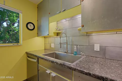 150 E Coronado Rd #52, Phoenix, AZ 85004 photo 6