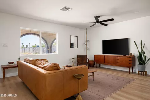 2828 E Surrey Ave, Phoenix, AZ 85032 photo 9