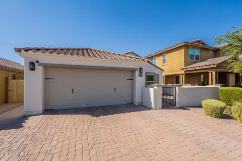Exterior - 10236 E Kinetic Dr, Mesa, AZ 85212 photo 2 of 13