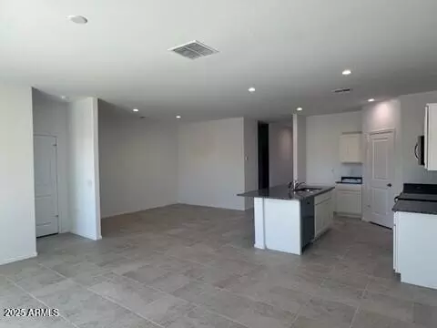 1307 W Bealey Ave, Coolidge, AZ 85128 photo 4