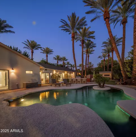 2803 E Sherran Ln, Phoenix, AZ 85016 photo 49