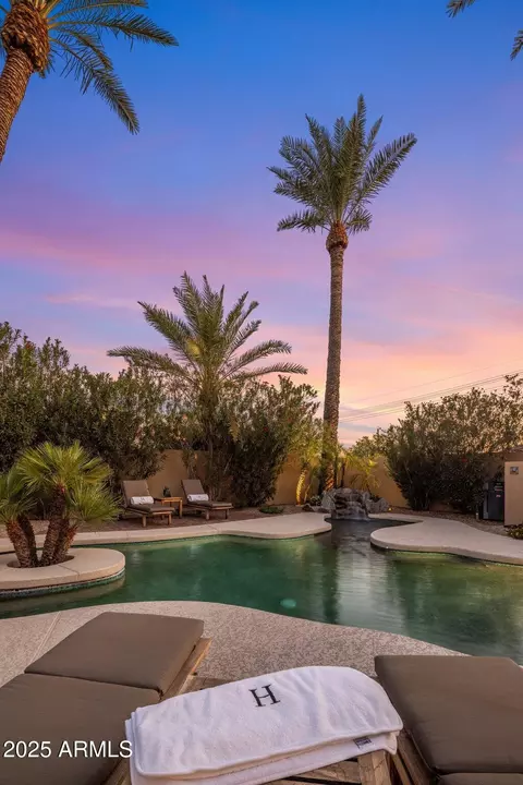 2803 E Sherran Ln, Phoenix, AZ 85016 photo 46